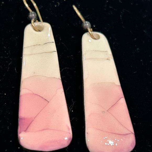 Pink Triple Tone- Hand made Ceramic Dangle 22k gold / platinum Earring🌸 - Picture 5 of 16